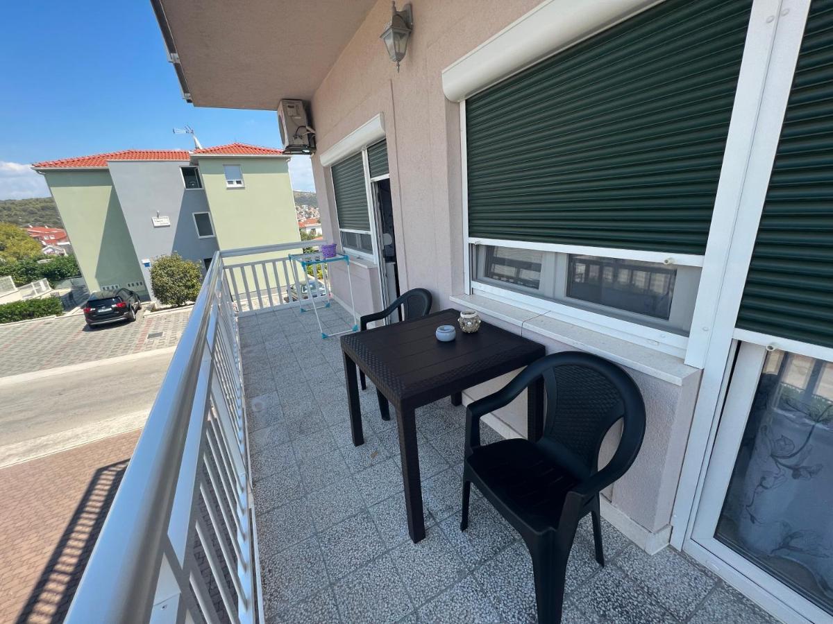 Apartments Villa Zdrava 特罗吉尔 外观 照片
